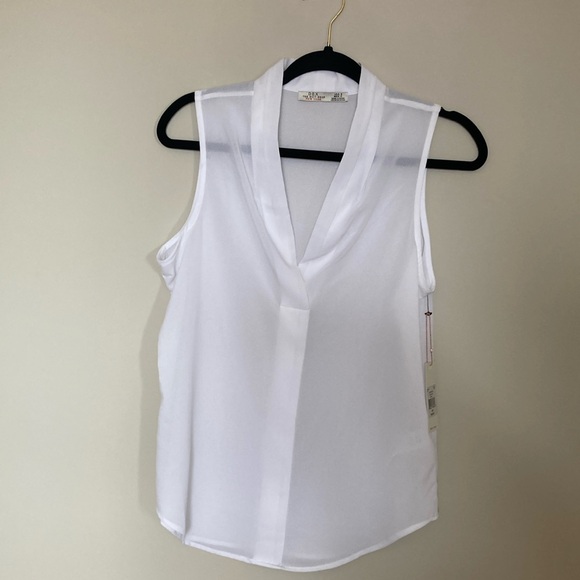 Dex The Suit Shop Sleeveless Top - Picture 1 of 4